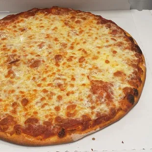 a cheese pizza in a box