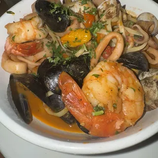 LINGUINE PESCATORA