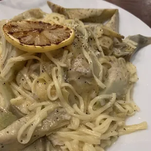 Tagliolini al Limone e Pepe (Added artichokes)