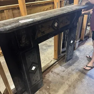 Antique mantel