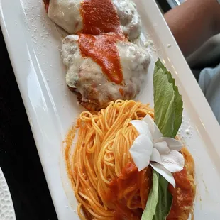 CHICKEN PARMIGIANA