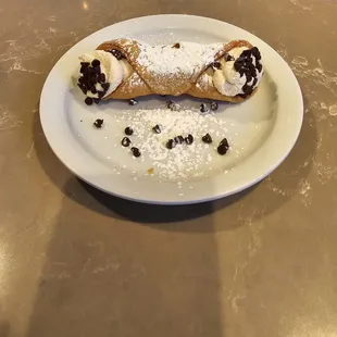 Chocolate Canoli