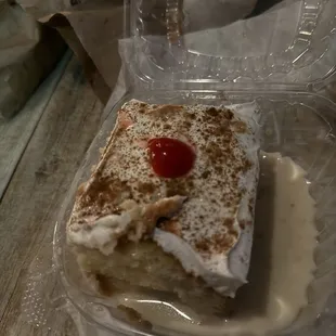 Tries leche.  Damn good