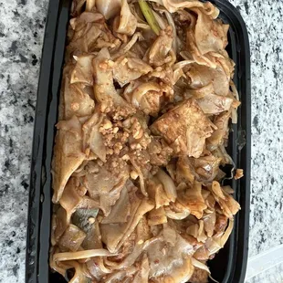 Tofu Pad Thai (Wide Rice Noodle)
