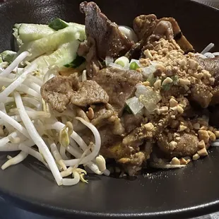 Grilled pork vermicelli: great amount of meat!