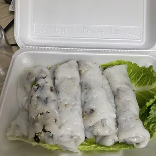 Ban Guan Lao Style - yummy but a bit blend. Wish it came with sauce.