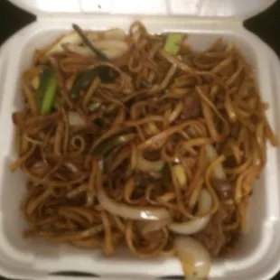 Beef lo mein, $7.75