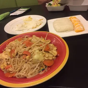 N4 with chicken. Substituted flat noodles for thin noodles and onion for tomato. In background Mango &amp; Sticky rice.
