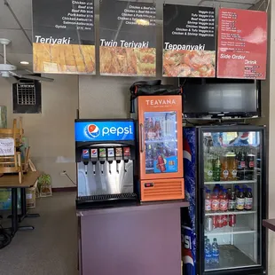 a vending machine and a vending machine
