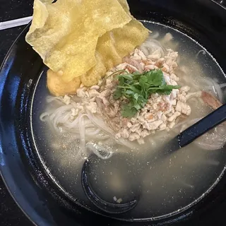 Bangkok Yum Yum Noodle