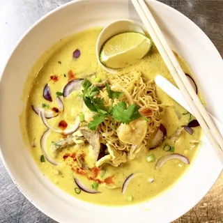 Enter Street Curry