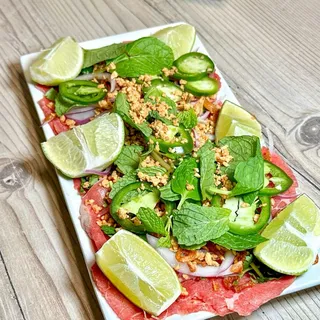 4. Lemon Beef Salad Gi B Ti Chanh