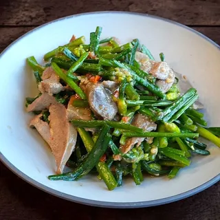 Pad Dok Mai Kwad ()