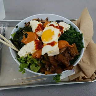 Veggie bimbibap w/ fried egg