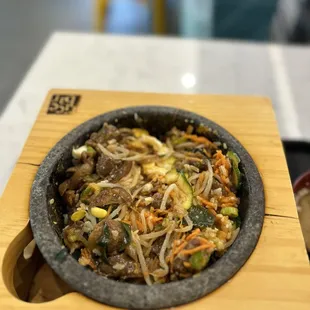 Dolsot bibimbap
