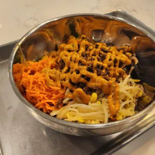 noodles with ground beef and peanut sauce