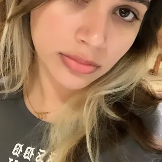 Anahid S.