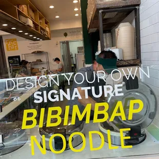 a sign that says design your own signature bimboap noodle