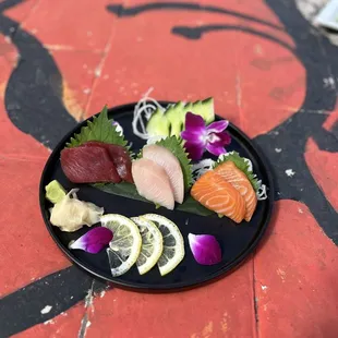 Sashimi dish