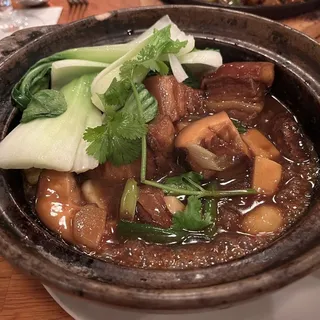 Hot Pot Hong Shao Pork Belly