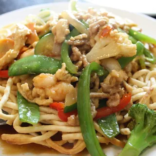Pan Fried Noodle