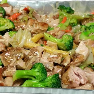 grilled chicken chop suey party tray