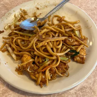 Mie goreng. (Fried noodles)