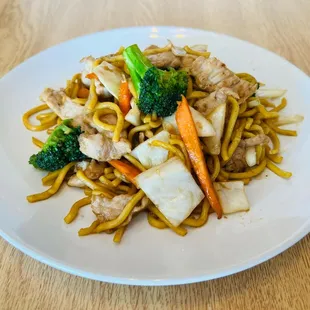 Chicken Lo Mein