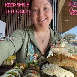 CRAB AVO SAMGAK GIMBAP (TRIANGULAR SHAPED GIMBAP)