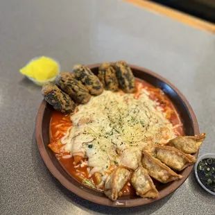 CHEESE DDEOKBOKKI! with all the extras.