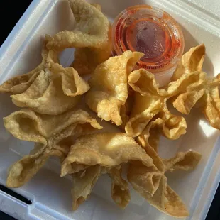 Cream cheese wontons