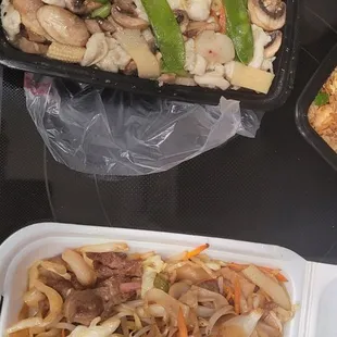 Moo goo gai pain, beef chow fun