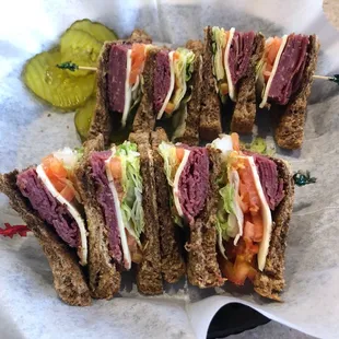 A Reuben club.