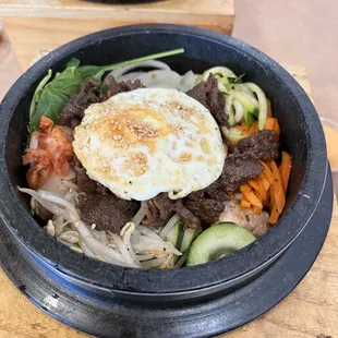 Hot stone bulgoli bowl
