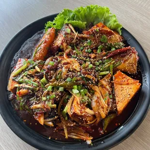 Braised black Cod with spicy sauce
은대구 조림