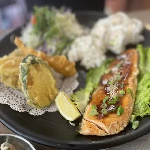 Salmon lunch special