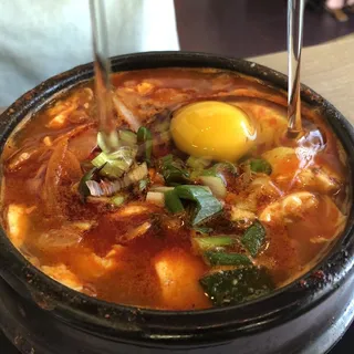 7. Yuk Gae Jang Soup