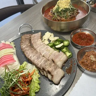 8. Noodle Yuk Gae Jang Soup