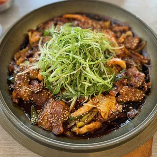 Squid pork mussel bulgogi