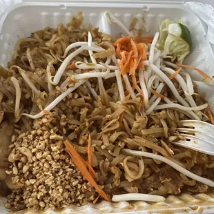 Chicken Pad Thai noodles