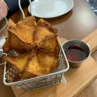 Crab Rangoon