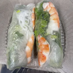 Shrimp summer rolls