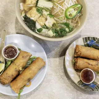 R9. Vegetable Spring Rolls Rice Noodles Bowl