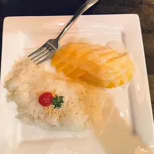 Mango sticky rice