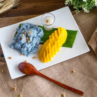 Mango with Sweet Sticky Rice