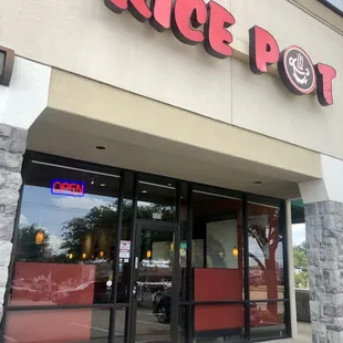 Front door facing Swisher Rd