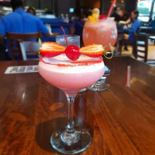 Cocktails-Hello Kitty &amp; Mai Tai