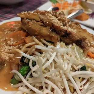 ramen and noodles, food