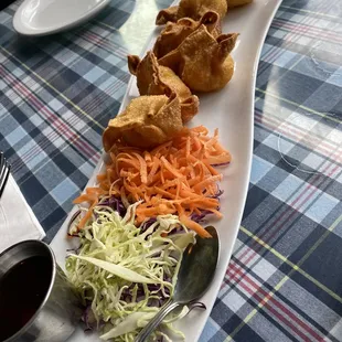 6 Piece Crab and Cream Cheese Wontons