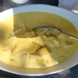 Yellow curry chicken